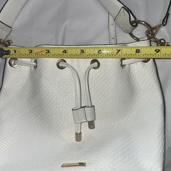 Aldo White W/Gold Woven Drawstring Bucket Bag Cross Body Convertible Top Handle - Picture 5 of 16